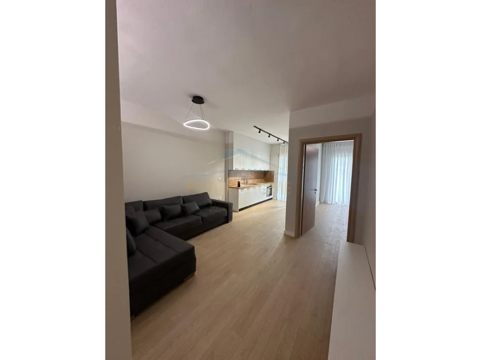 Shqiperi, shitet apartament 2+1 Kati 2, 77 m² 119.000 € (Fresk)