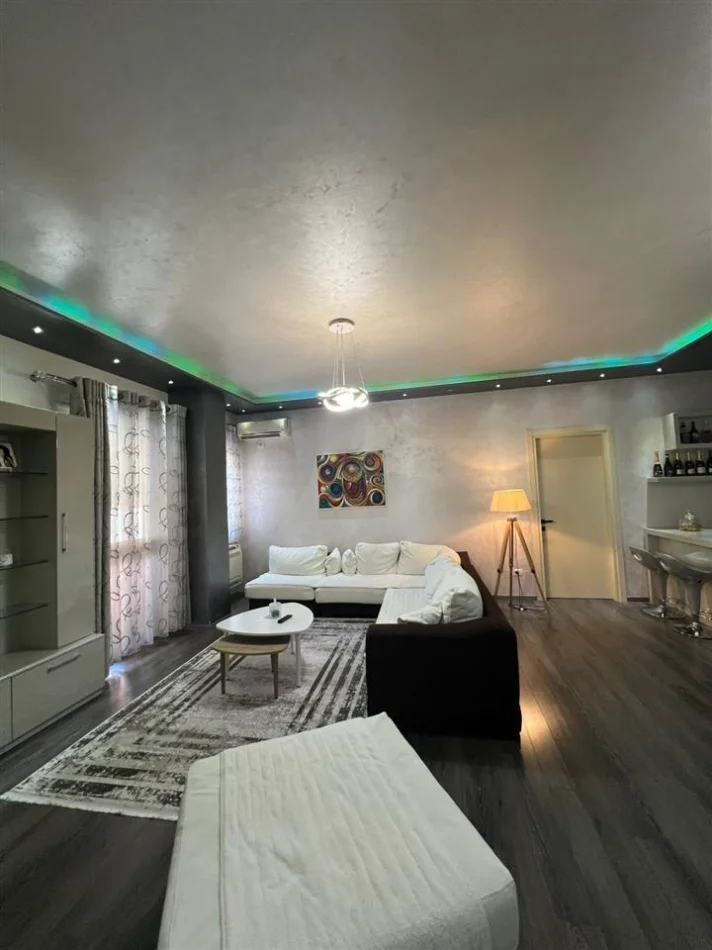 Tirane, apartament 2+1 Kati 3, 119 m² 295.000 € (Pranë Delijorgjit)
