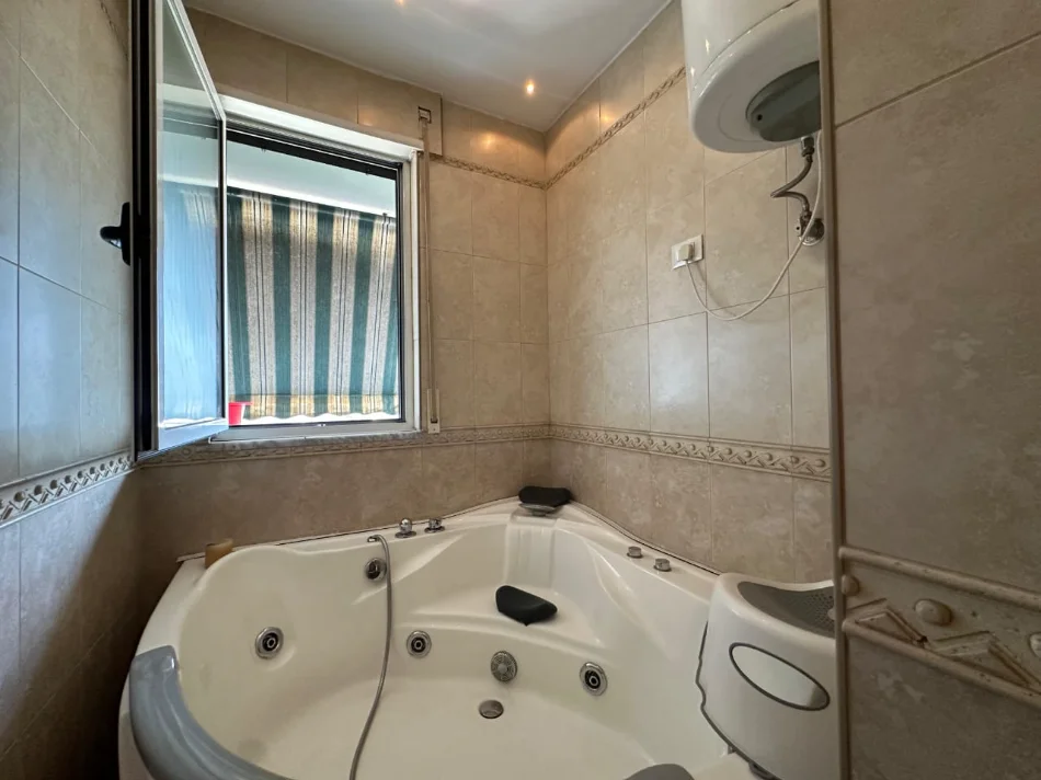 Tirane, jap me qera apartament 1+1 Kati 7, 133 m² 870 € (kika 2)