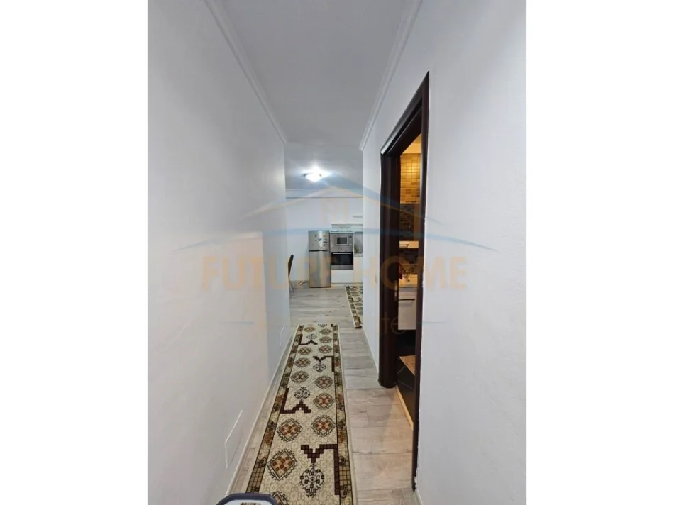 Tirane, jap me qera apartament 2+1+Ballkon Kati 3, 73 m² 650 €