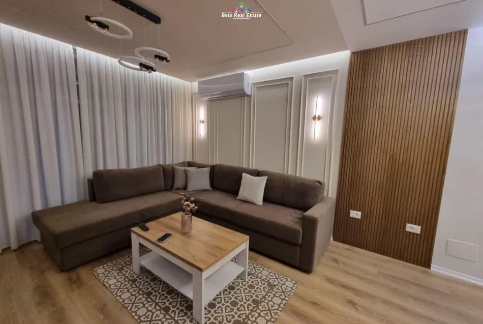 Tirane, jap me qera apartament 2+1 Kati 2, 110 m² 1.500 € (Qender)