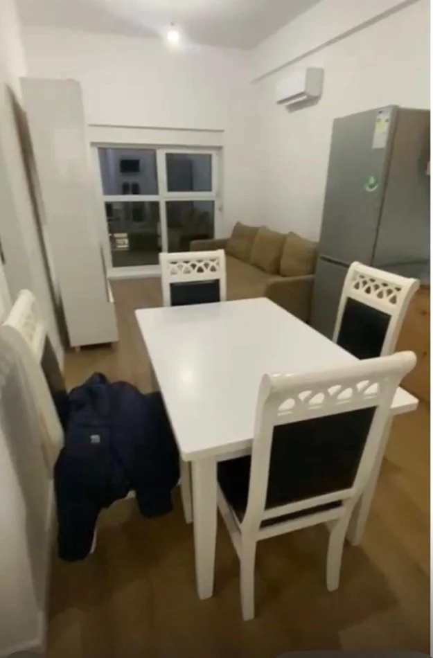 Tirane, jepen me qera 2 apartamente te reja! Jane ne te njejtin kat me nga 1+1+Ballkon per secilen,  Kati 4, (380 € - per secilin apartament)