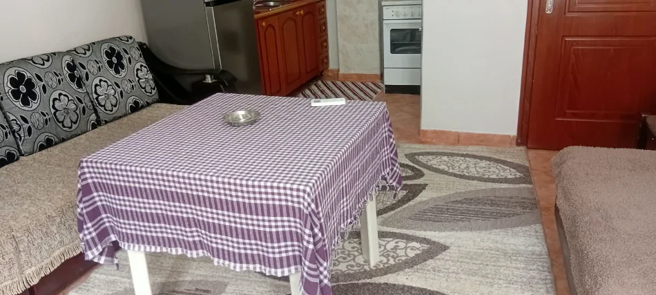 Tirane, jepet me qera 1+1 , (Agllai Tako)