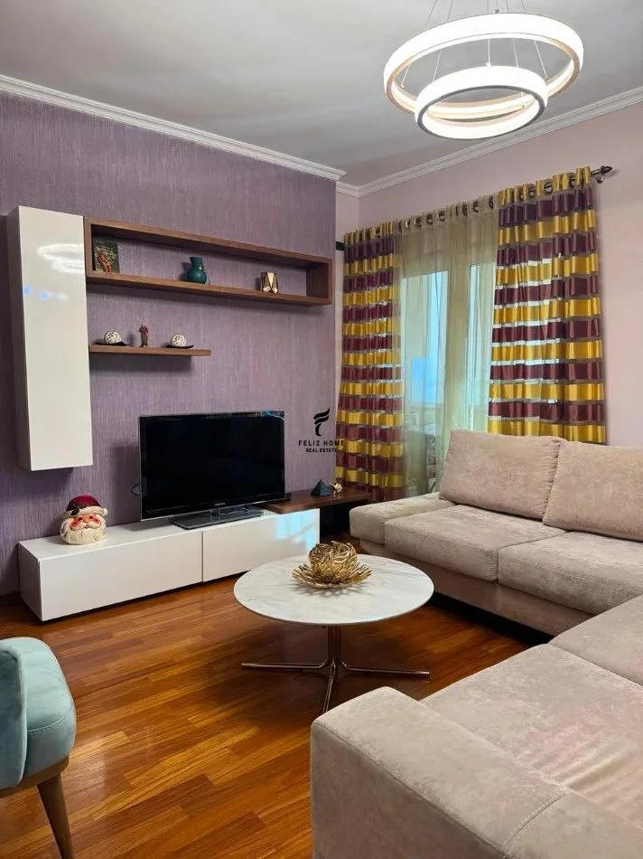 Tirane, jepet me qera 2+1 Kati 6, 96 m² 1.500 €