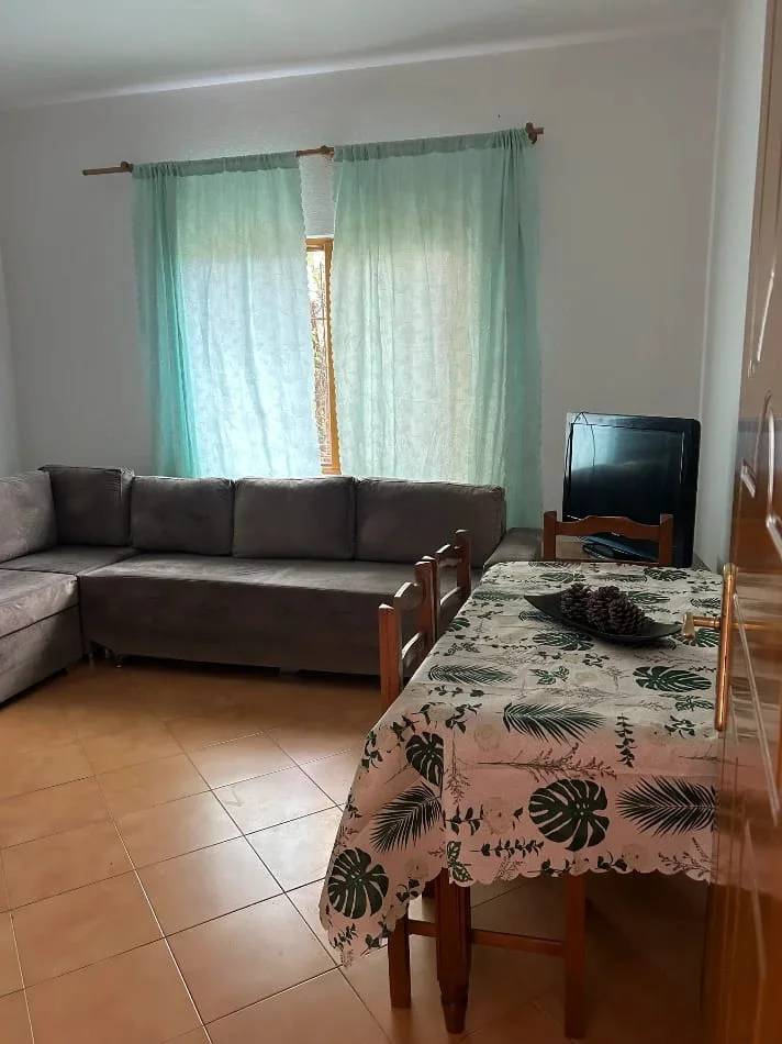 Tirane, jepet me qera Banesë 1+1,Kati 1, 65 m²,Çmimi 37.000 Lekë të Reja, (Pranë Bar Famed, Astir, Tiranë)