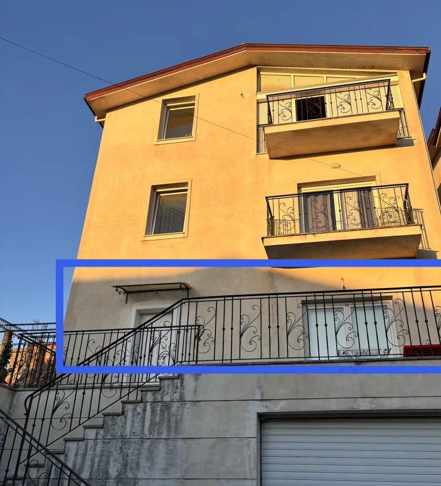 Tirane, jepet me qera Vile 2+1+Ballkon Kati 1, 120 m² 550 €