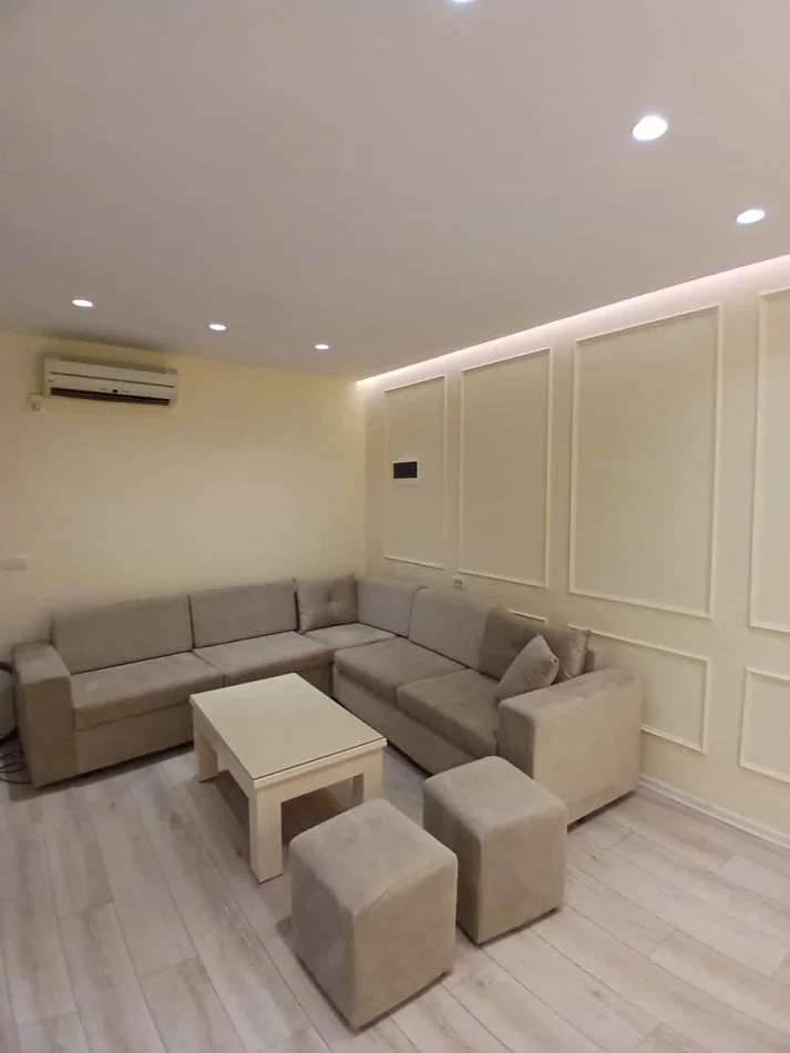 Tirane, jepet me qera Vile 2+1 Kati 3, 110 m² 640 € (21 Dhjetori)