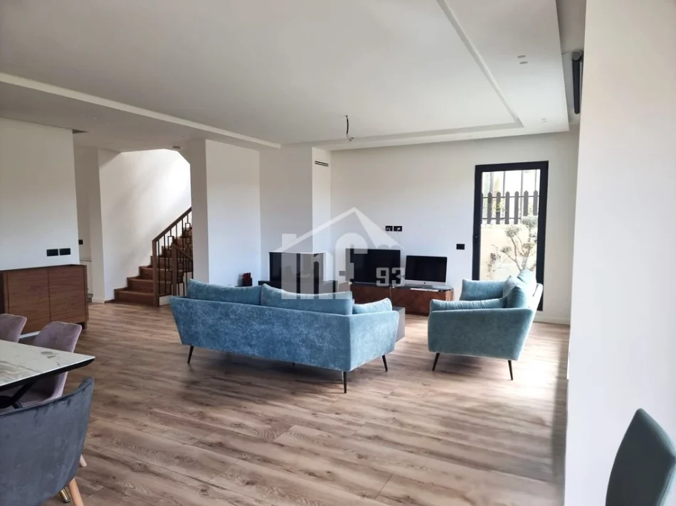 Tirane, jepet me qera Vile 2 Katshe , 320 m² 3.800 € (“TUSCANY VILLAS 2” RESIDENCE)