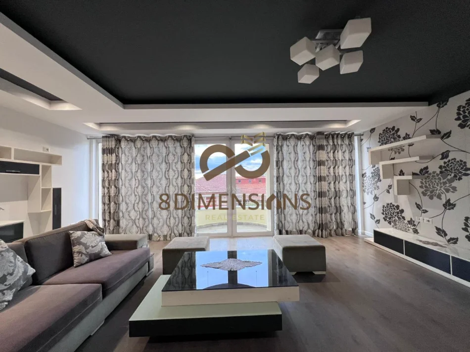 Tirane, jepet me qera Vile 3 Katshe Kati 0, 220 m² 1.500 € (kodra e priftit)