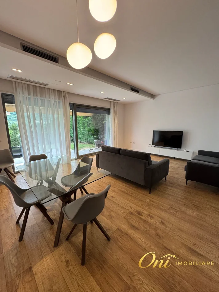 Tirane, jepet me qera Vile 3 Katshe Kati 1, 220 m² 2.500 € (MULLET REZIDENCA OLIVE GROVE)