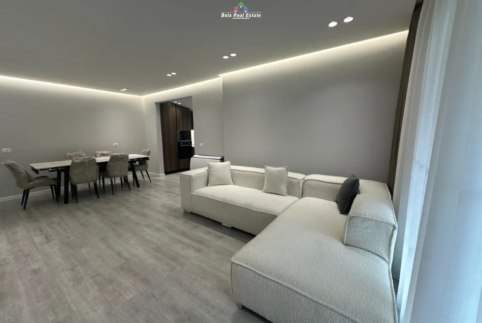 Tirane, jepet me qera Vile 5+1+Aneks Kati 3, 420 m² 3.500 € (Rruga e Elbasanit)