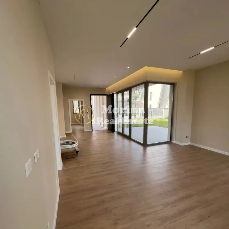 Tirane, jepet me qera Vile 5+1 Kati 1, 420 m² 2.200 € (Liqeni i Thate)