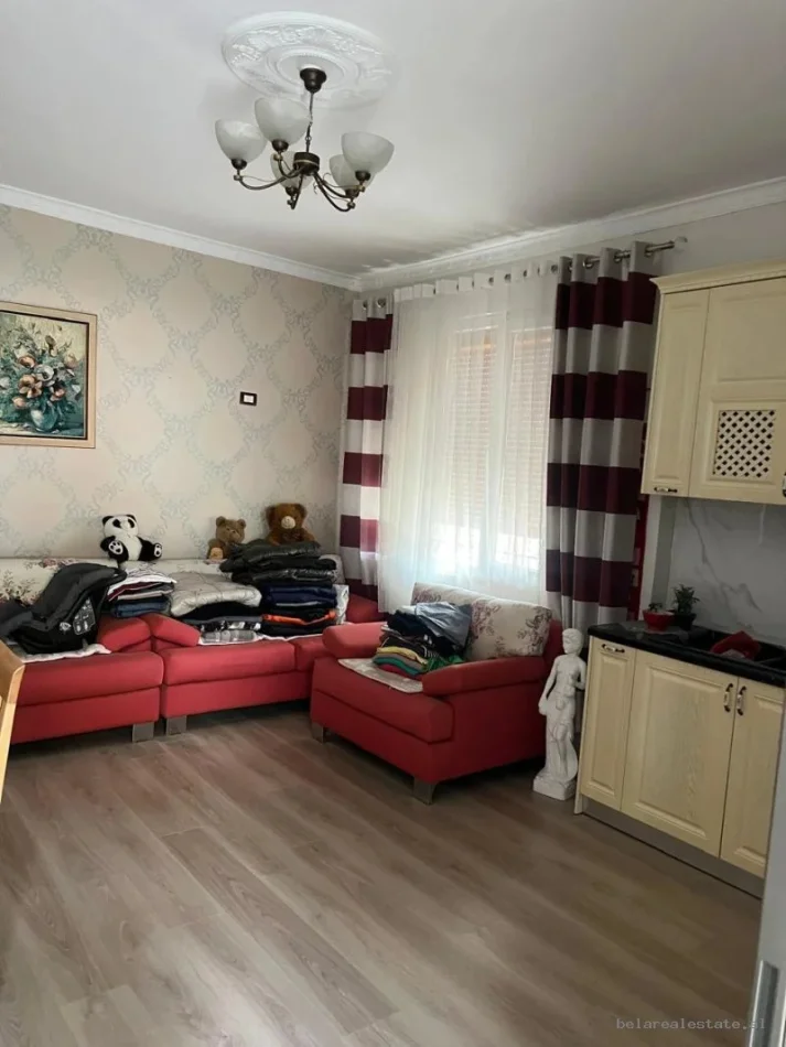 Tirane, jepet me qera Vile Vile 1 Katshe Kati 1, 70 m² 540 € ([BV22698])