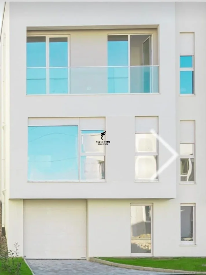 Tirane, jepet me qera Vile Vile 3 Katshe , 400 m² 1.500 € (LIQENI I FARKES)