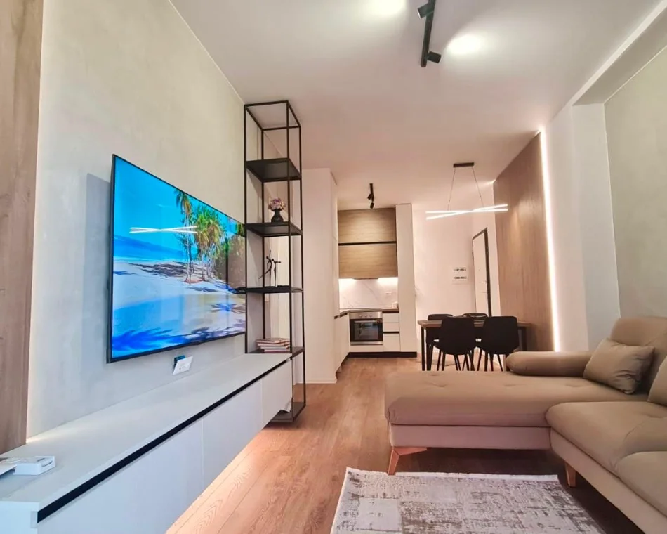 Tirane, jepet me qera apartament 1+1 , 65 m² 950 € (Rruga e Kavajes)