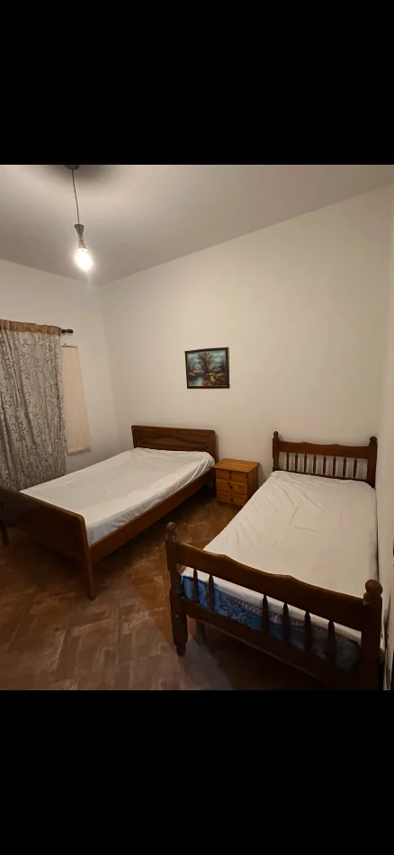 Tirane, jepet me qera apartament 1+1+Aneks+Ballkon Kati 2, 50 m² 35.000 € (Rruga Havzi Nela)