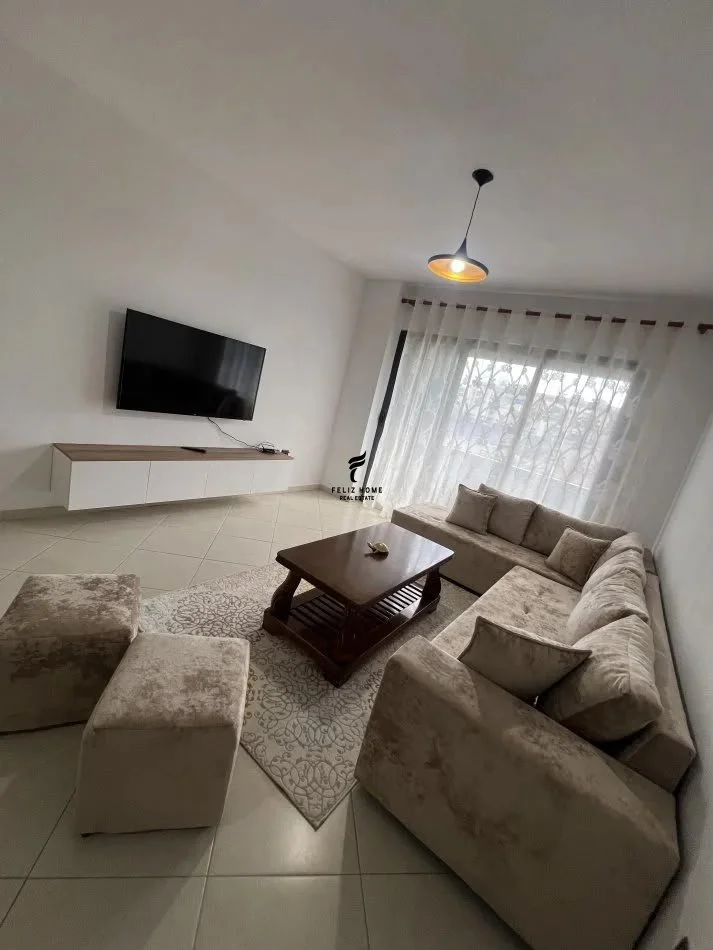 Tirane, jepet me qera apartament 1+1+Aneks+Ballkon Kati 2, 92 m² 600 € (ASTIR)