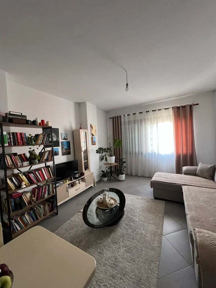 Tirane, jepet me qera apartament  1+1+Aneks+Ballkon Kati 6, 70 m² 350 € (Bulevardi Migjeni,kompleksi Molla)