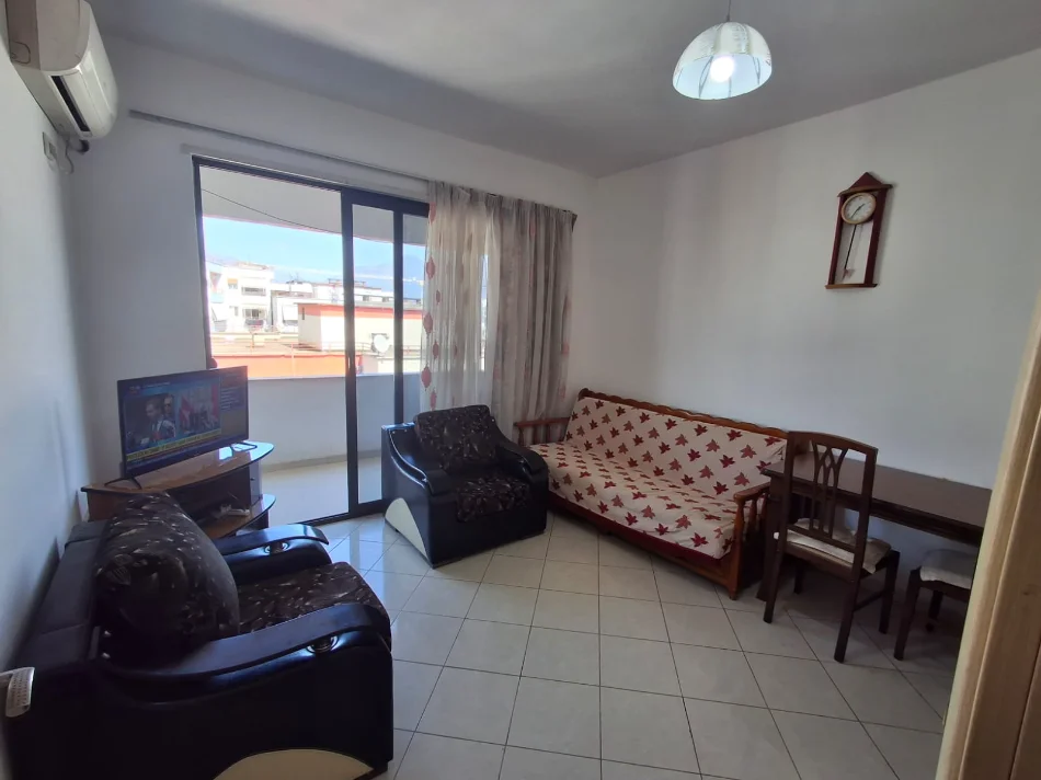 Tirane, jepet me qera apartament 1+1+Aneks+Ballkon Kati 7, 60 m² 400 € (yzberisht)