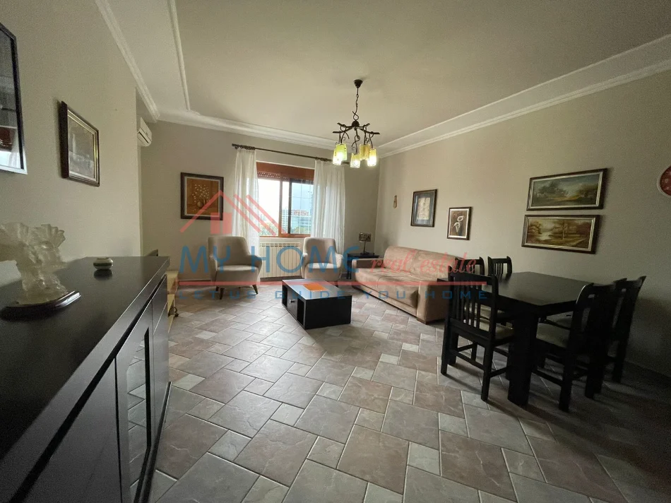 Tirane, jepet me qera apartament 1+1+Ballkon Kati 10, 65 m² 620 € (Shkolla e Baletit)