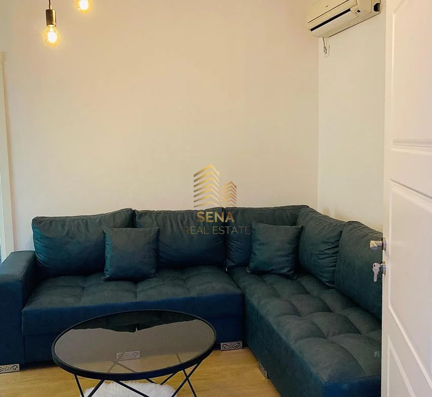 Tirane, jepet me qera apartament 1+1+Ballkon Kati 1, 60 m² 500 € (Medreseja)