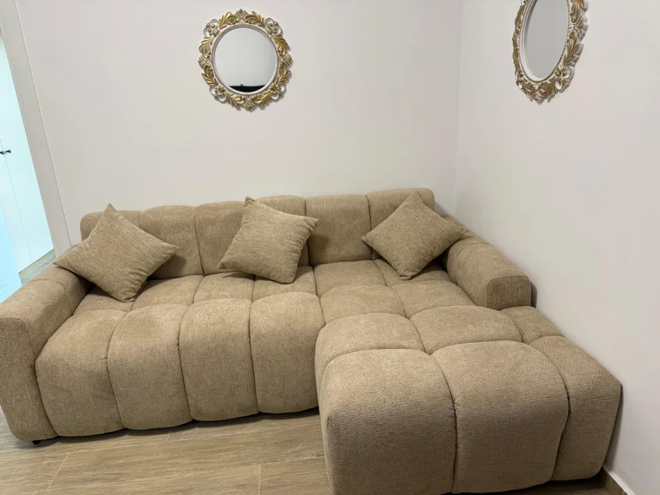 Tirane, jepet me qera apartament 1+1+Ballkon Kati 2, 60 m² 520 € (5 Maji)