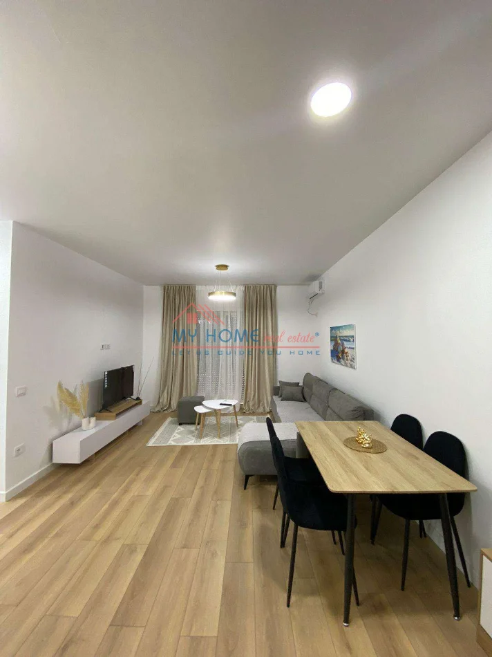 Tirane, jepet me qera apartament 1+1+Ballkon Kati 2, 60 m² 600 € (Don Bosko)
