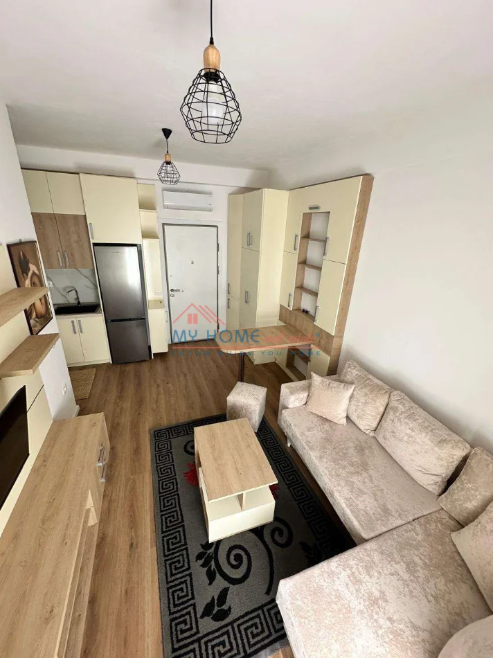 Tirane, jepet me qera apartament 1+1+Ballkon Kati 3, 60 m² 400 € (Rruga Pasho Hysa, Kompleksi Kadiu)