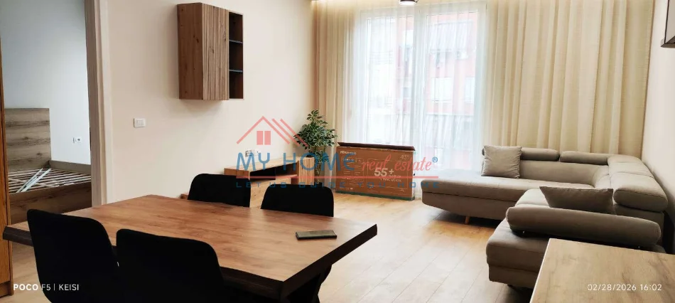 Tirane, jepet me qera apartament 1+1+Ballkon Kati 3, 65 m² 650 € (Bulevardi i Ri)