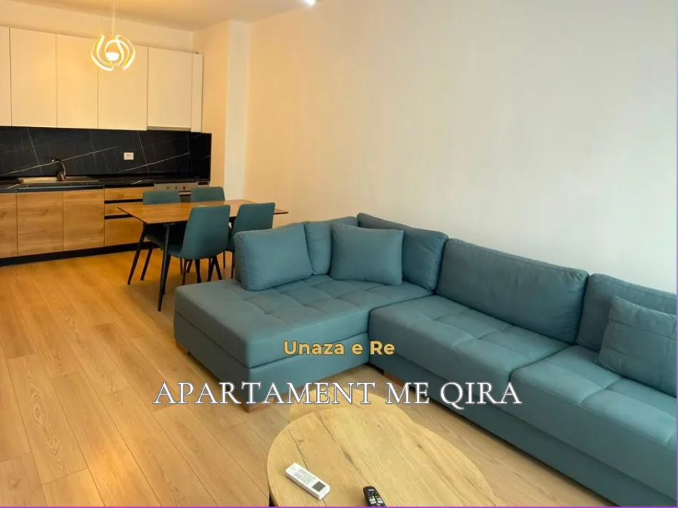 Tirane, jepet me qera apartament 1+1+Ballkon Kati 4, 65 m² 500 € (Residenca Oasis, Unaza e Re)