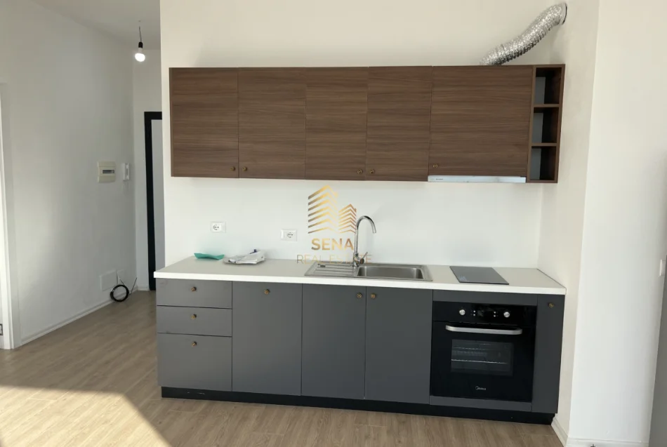 Tirane, jepet me qera apartament 1+1+Ballkon Kati 5, 60 m² 450 €