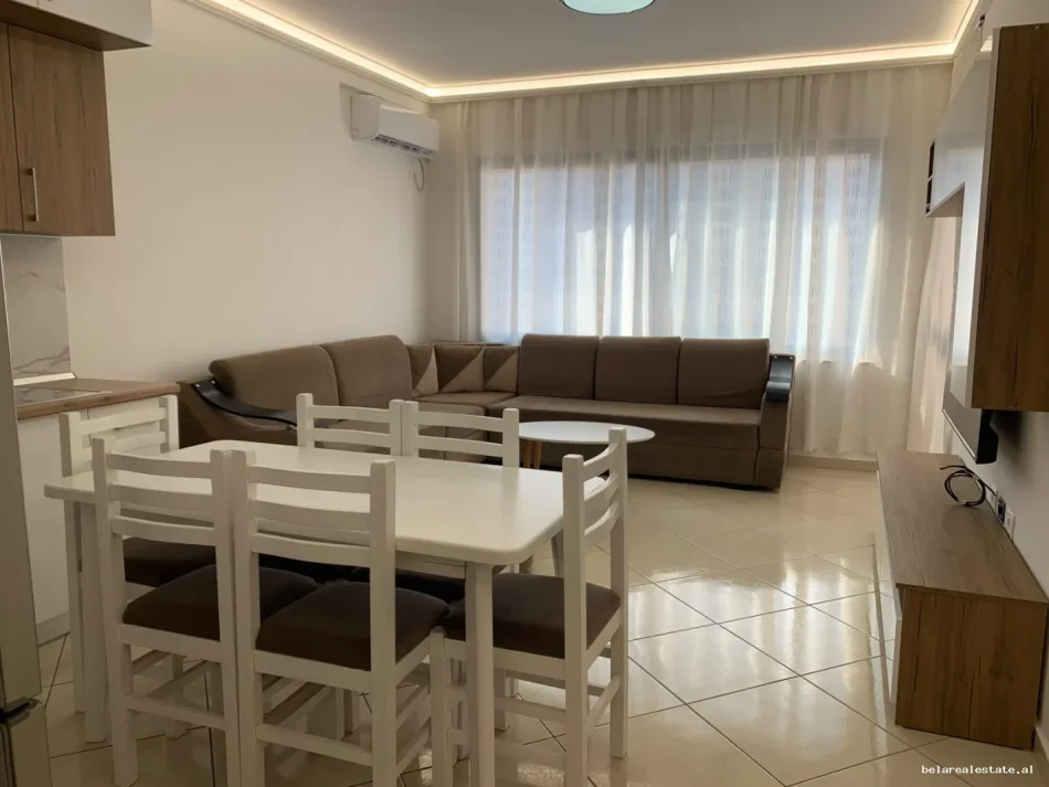 Tirane, jepet me qera apartament 1+1+Ballkon Kati 5, 74 m² 480 € (Astir)
