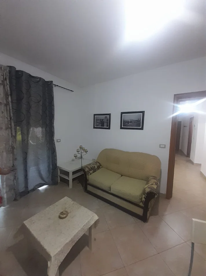 Tirane, jepet me qera apartament 1+1+Ballkon Kati 5, 75 m² 450 € (Tek Tirana Bankë, Rruga Ferit Xhajko, Medrese, Tiranë.)