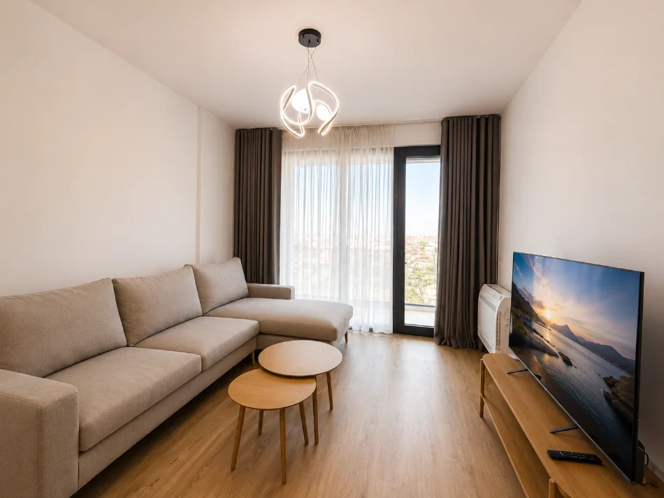 Tirane, jepet me qera apartament 1+1+Ballkon Kati 6, 60 m², 45,000 Lekë (Akses Tirana)