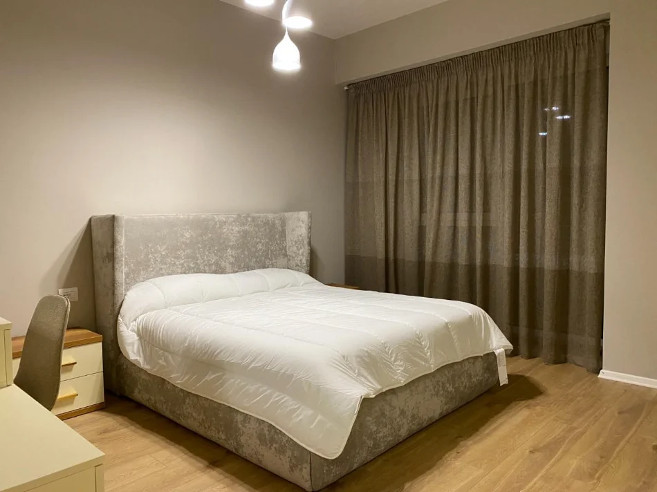 Tirane, jepet me qera apartament 1+1+Ballkon Kati 6, (Siri Kodra)