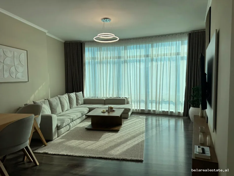 Tirane, jepet me qera apartament 1+1+Ballkon Kati 7, 67 m² 600 € (Casa Italia)