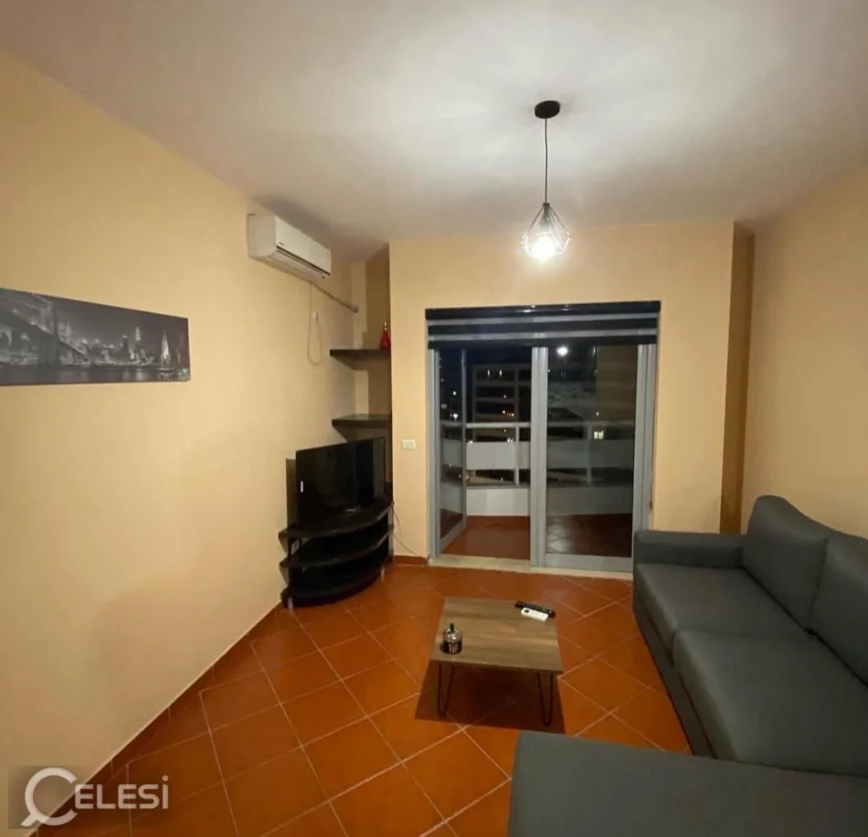 Tirane, jepet me qera apartament 1+1+Ballkon Kati 8, 56 m² 570 € (IRFAN TOMINI)