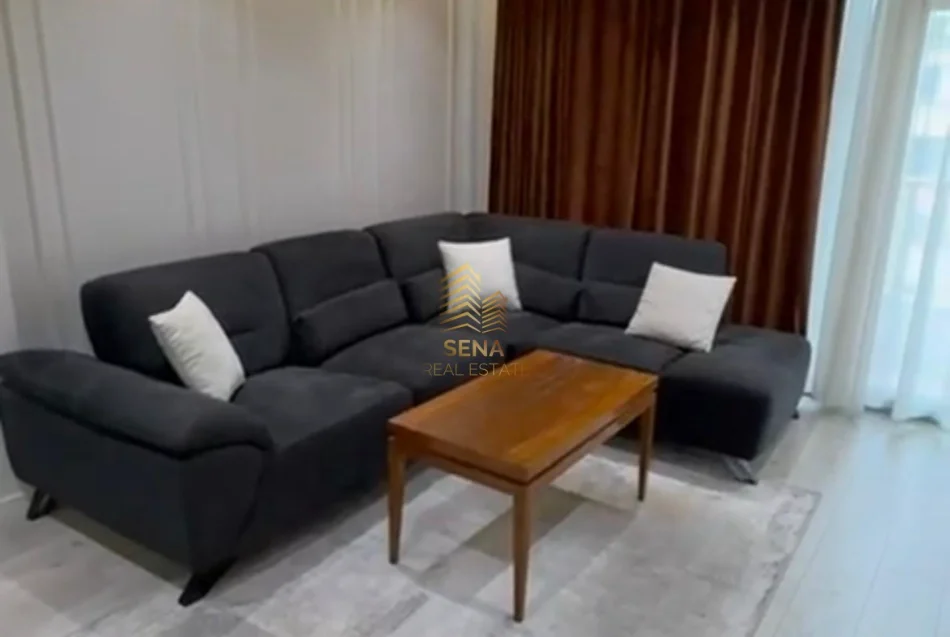 Tirane, jepet me qera apartament 1+1+Ballkon Kati 9, 75 m² 600 € (Astiri, prane Hotel Grand)