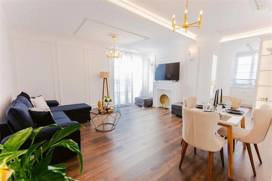 Tirane, jepet me qera apartament 1+1+Ballkon Kati 9, 75 m² 640 € (astir)