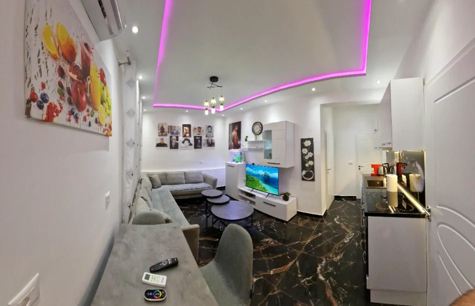 Tirane, jepet me qera apartament 1+1 Kati 0, 45 m² 500 € (PERBALL PEDIARTISE)