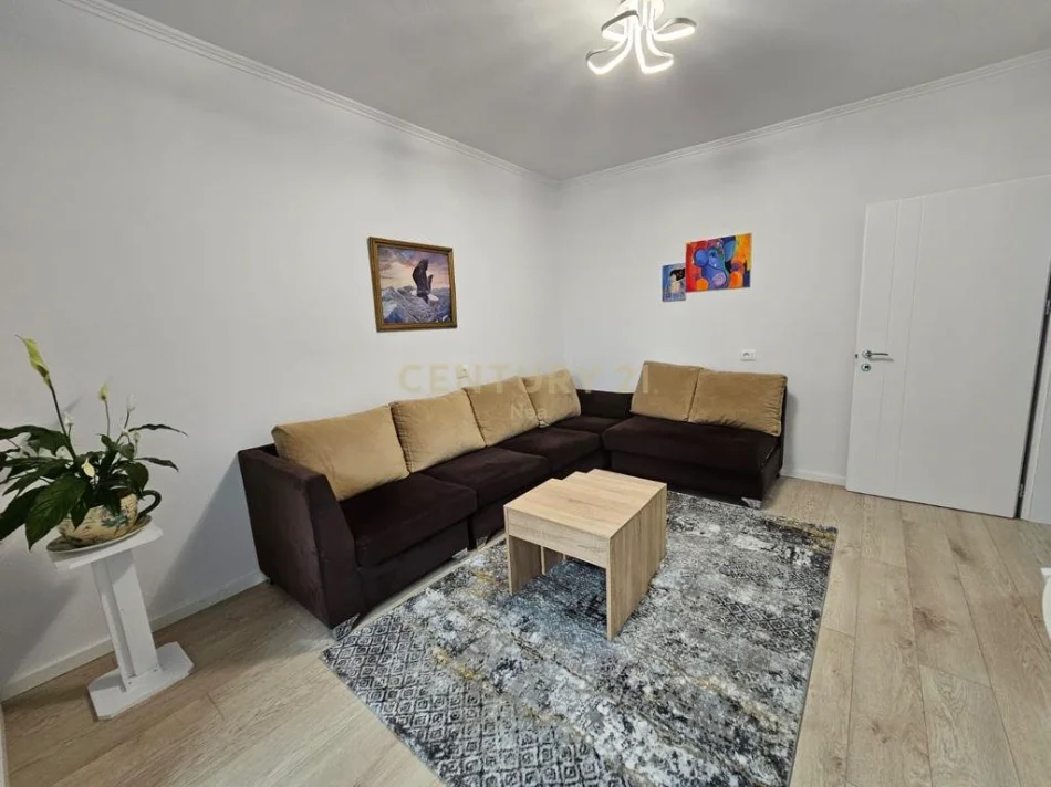 Tirane, jepet me qera apartament 1+1 Kati 0, 50 m² 650 € (Rruga e Kavajes)
