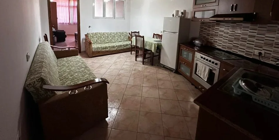 Tirane, jepet me qera apartament 1+1 Kati 10, 70 m² 400 € (Don Bosko)