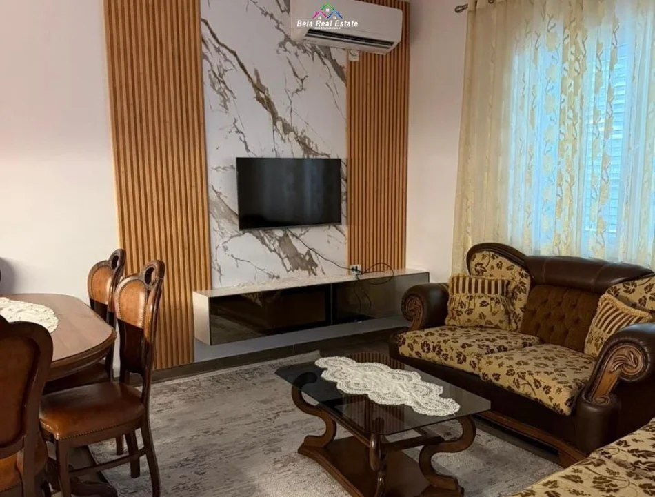 Tirane, jepet me qera apartament 1+1 Kati 1, 110 m² 630 € (Rruga Gjon Mili)