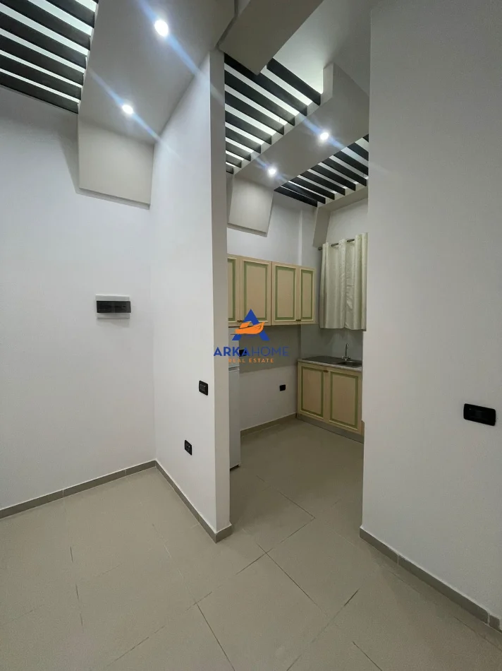 Tirane, jepet me qera apartament 1+1 Kati 1, 40 m² 350 €