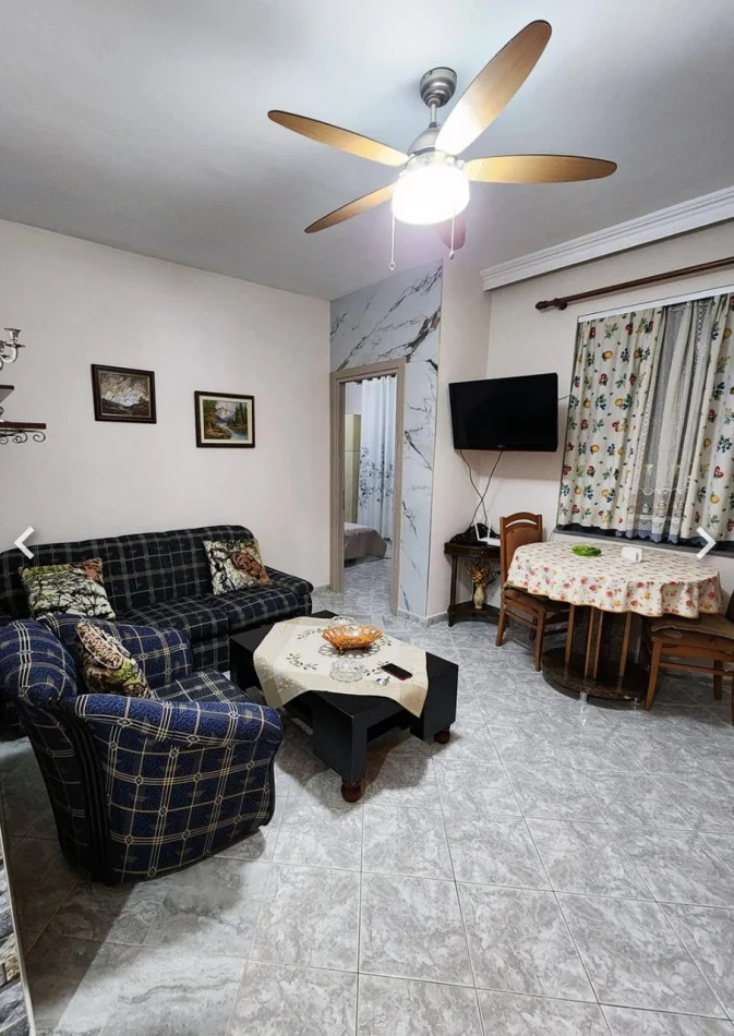 Tirane, jepet me qera apartament 1+1 Kati 1, 50 m² 400 € (Fabrika E Miellit)