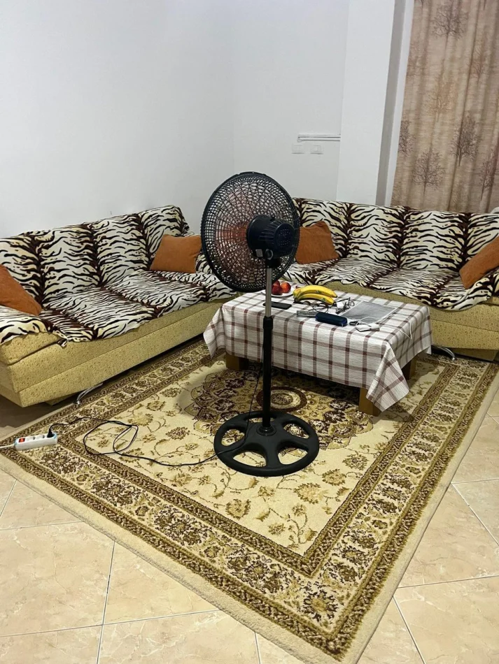 Tirane, jepet me qera apartament 1+1 Kati 1, 60 m² 250 € (Instituti Bujqësor)