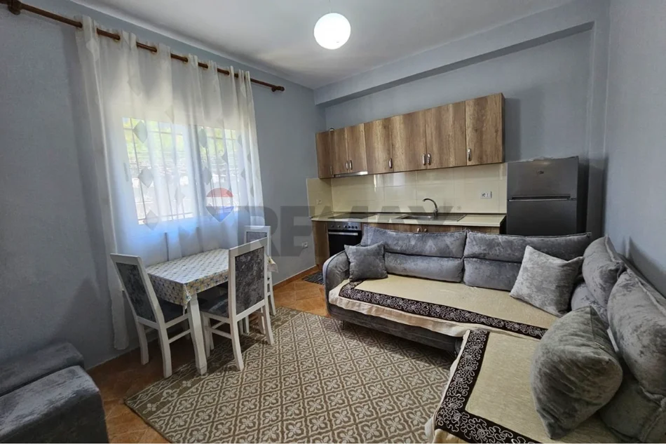 Tirane, jepet me qera apartament 1+1 Kati 1, 65 m² 40.000 € (Siri Kodra)