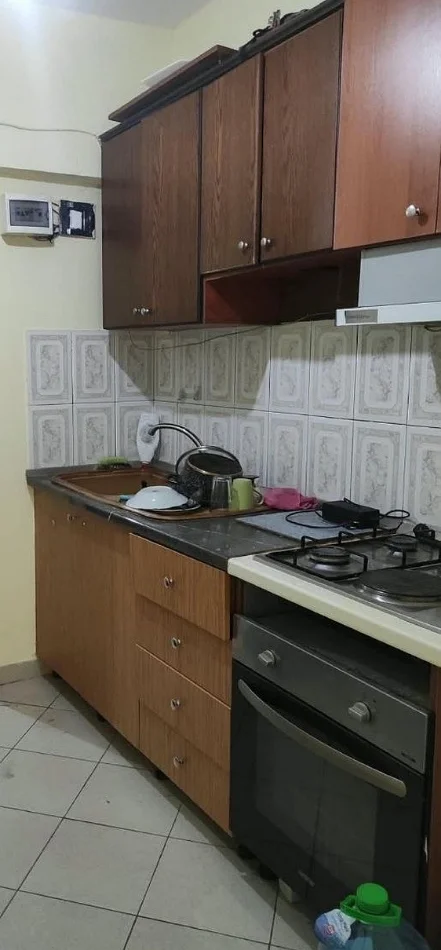 Tirane, jepet me qera apartament 1+1 Kati 1, 70 m² 330 € (Astiri Tiranë)