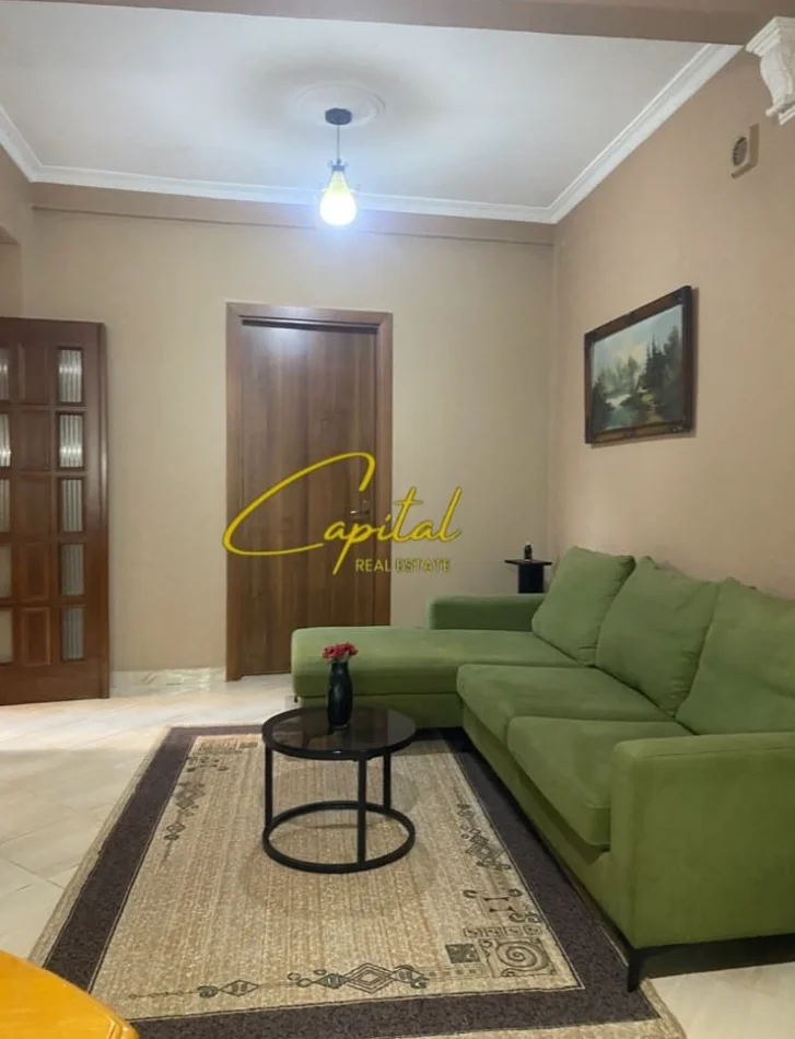 Tirane, jepet me qera apartament 1+1 Kati 1, 70 m² 500 € (SELVIA)