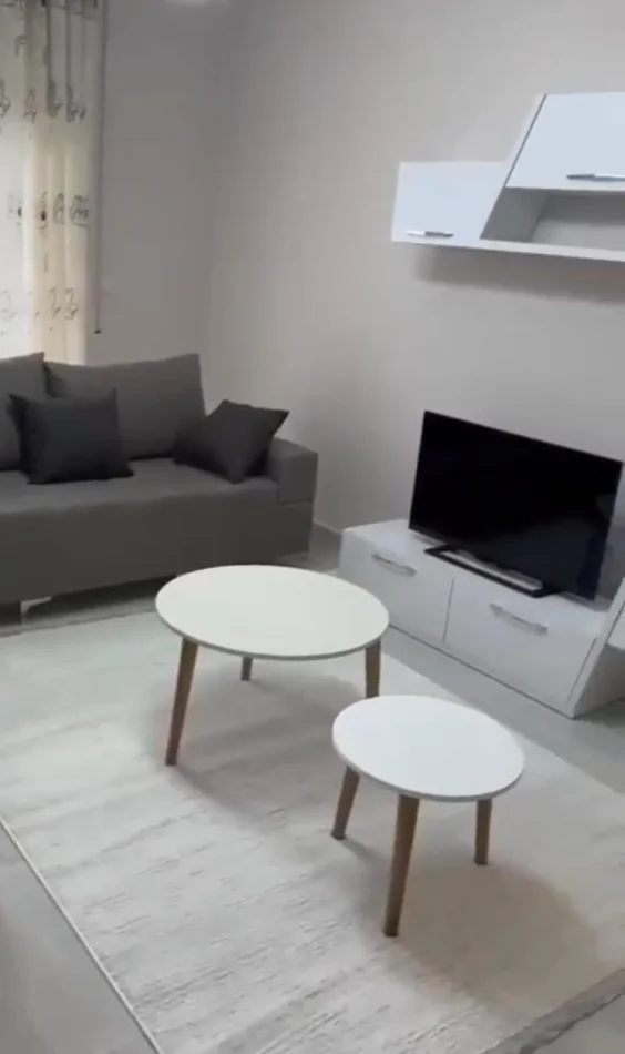 Tirane, jepet me qera apartament 1+1 Kati 1, 74 m² 450 € (ASTIR)
